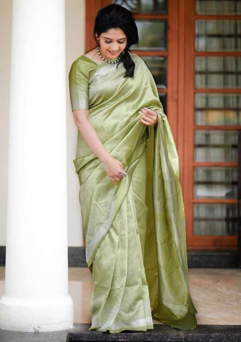Green Silk Blend Saree Set with Embroidered for Diwali | Wedding & Festive Wear - Indya