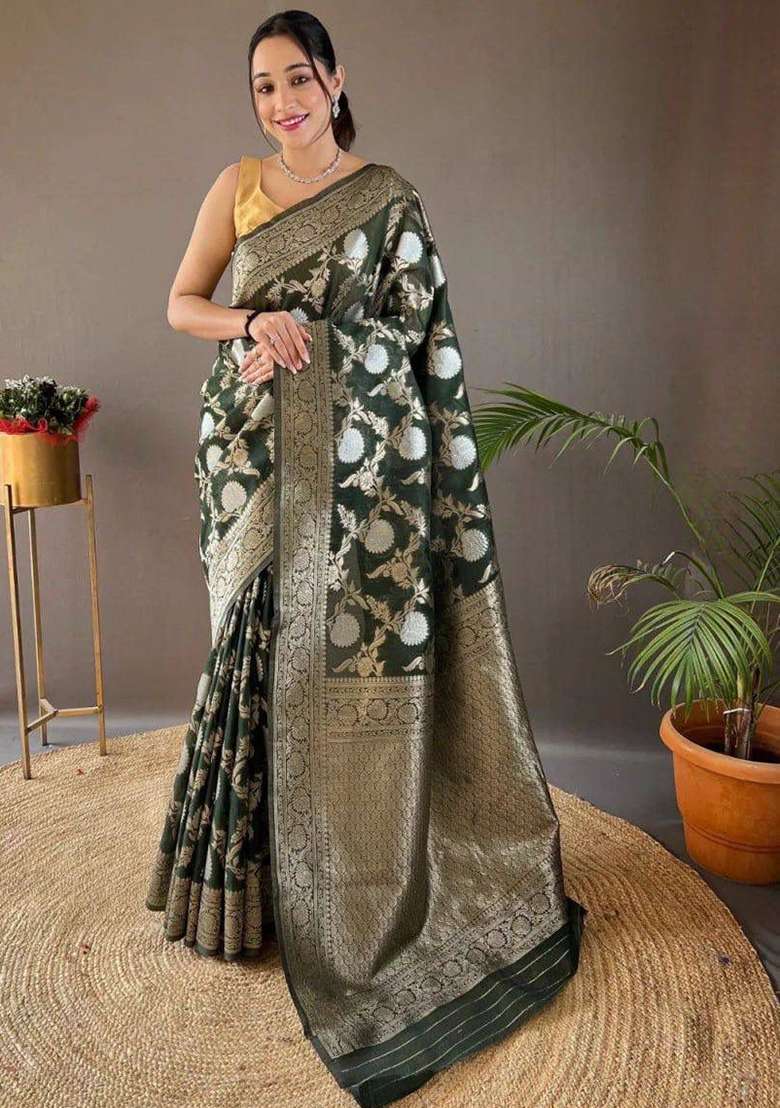 Green Linen Saree Set with Embroidered for Diwali | Wedding & Festive Wear - Indya