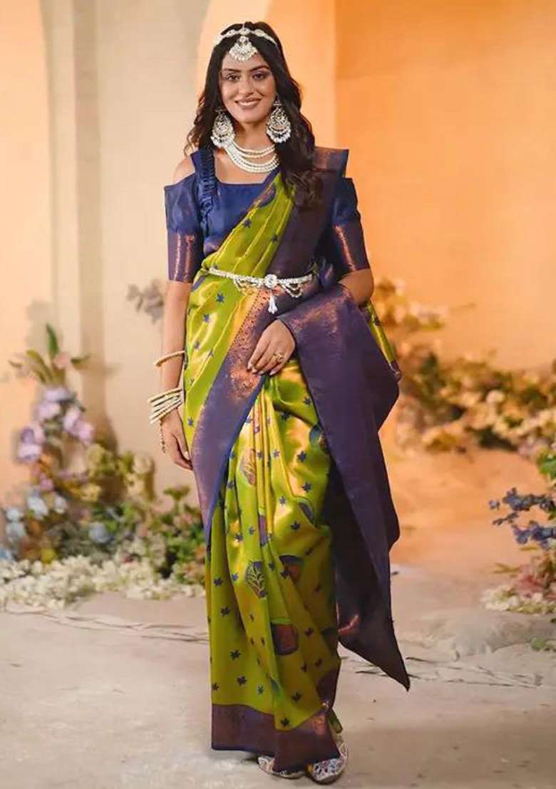 Green Embroidered Banarasi Silk Blend Saree Set for Diwali and Festive Wear - Indya