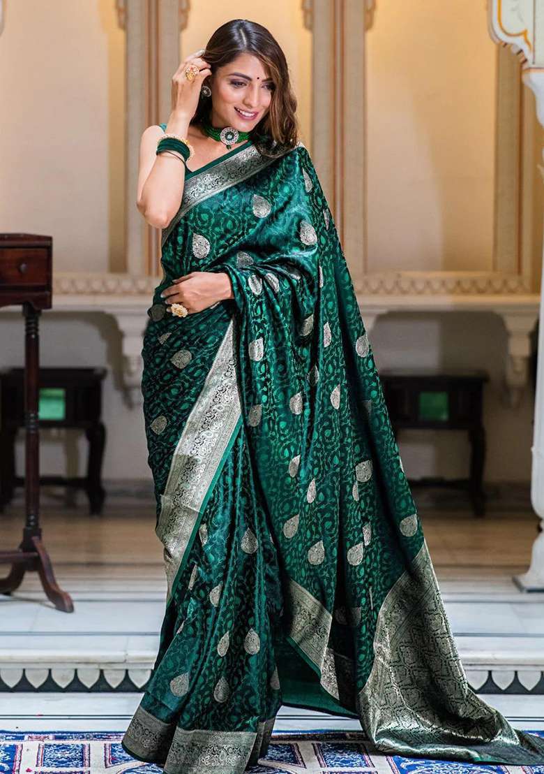Green Silk Blend Saree Set with Embroidered for Diwali | Wedding & Festive Wear - Indya