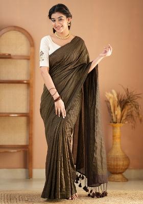 Brown Embroidered Cotton And Acrylic Saree Set