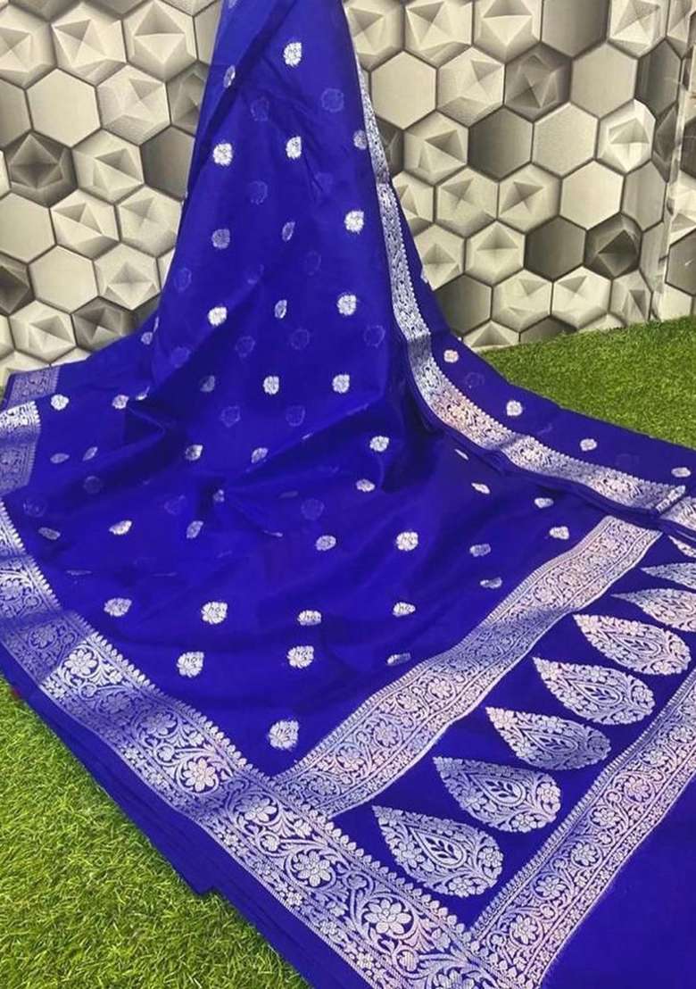 Blue Embroidered Silk Blend Saree Set for Diwali and Festive Wear - Indya