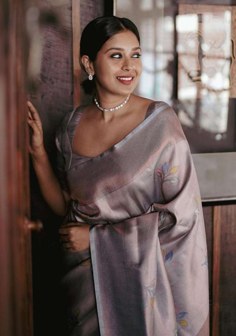 Grey Silk Blend Saree Set with Embroidered for Diwali | Wedding & Festive Wear - Indya