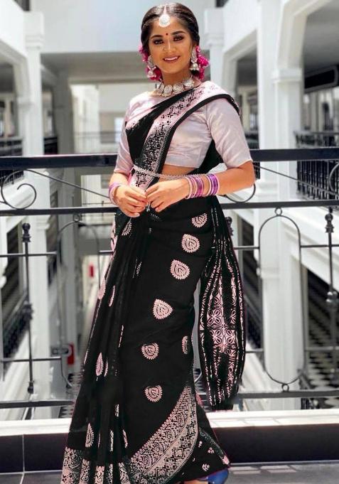 Black Jacquard Work Soft Lichi Silk Saree Set