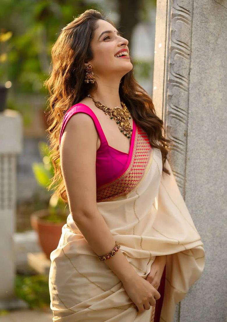 Off White Jacquard Work Soft Lichi Silk Saree Set