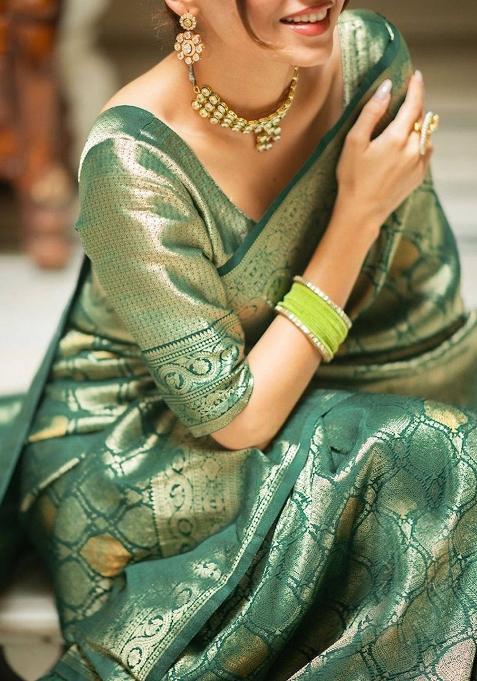 Green Jacquard Work Soft Lichi Silk Saree Set