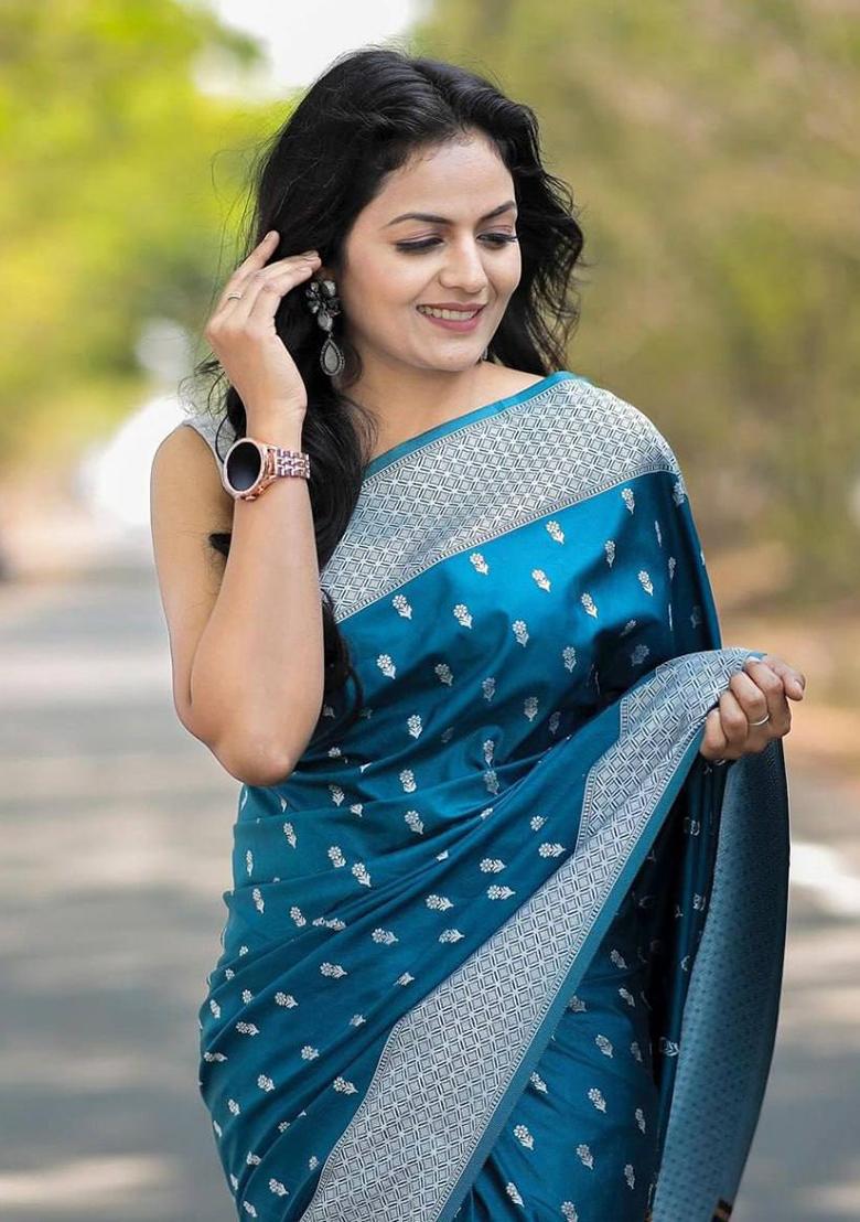 Petrol Blue Jacquard Work Soft Lichi Silk Saree Set