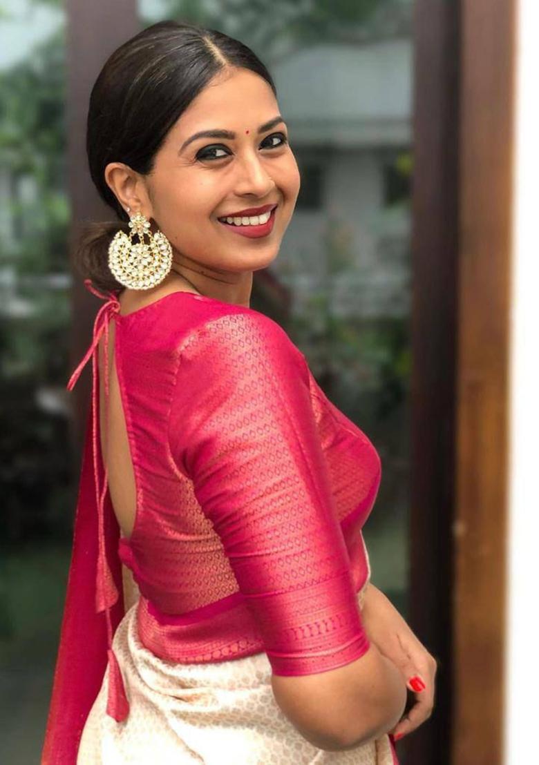 Cream Printed Silk Saree