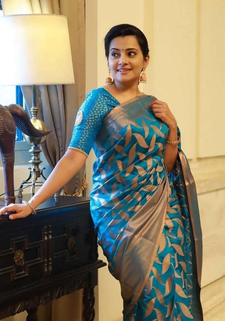 Blue Silk Blend Saree Set with Embroidered for Diwali | Wedding & Festive Wear - Indya
