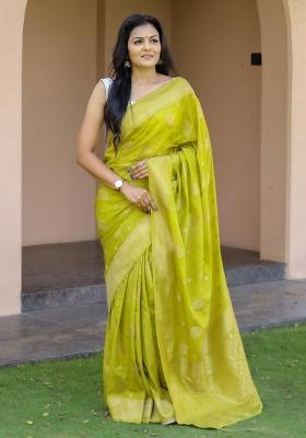 Multi Color Solid Linen Saree Set