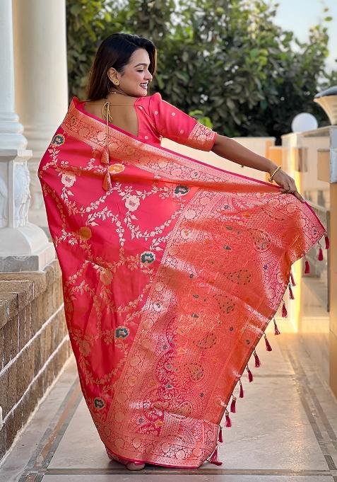 Gajri Red Embroidered Silk Saree Set
