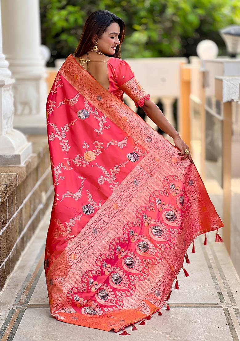 Gajri Red Embroidered Silk Saree Set