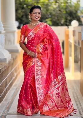 Gajri Red Embroidered Silk Saree Set 