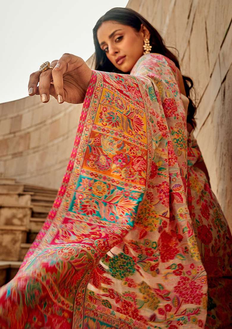 Cream Solid Cotton Silk Blend Saree Set for Diwali and Festive Wear - Indya