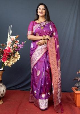 Pink Solid Silk Blend Saree Set