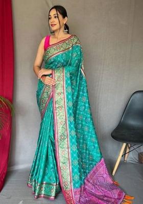 Firozi Blue Solid Silk Blend Saree Set