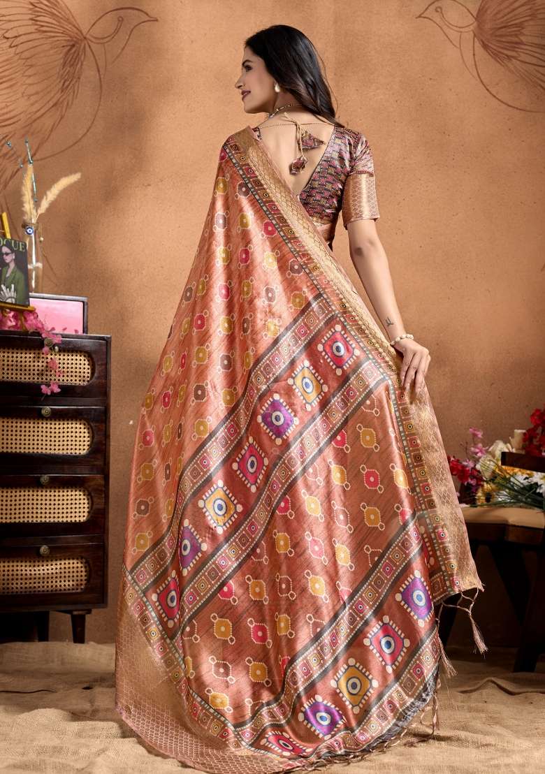 Peach Embroidered Silk Blend Saree Set for Diwali and Festive Wear - Indya