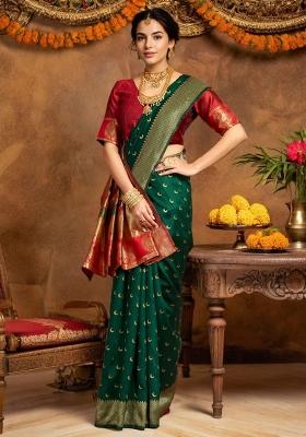 Green Embroidery Silk Blend Saree Set