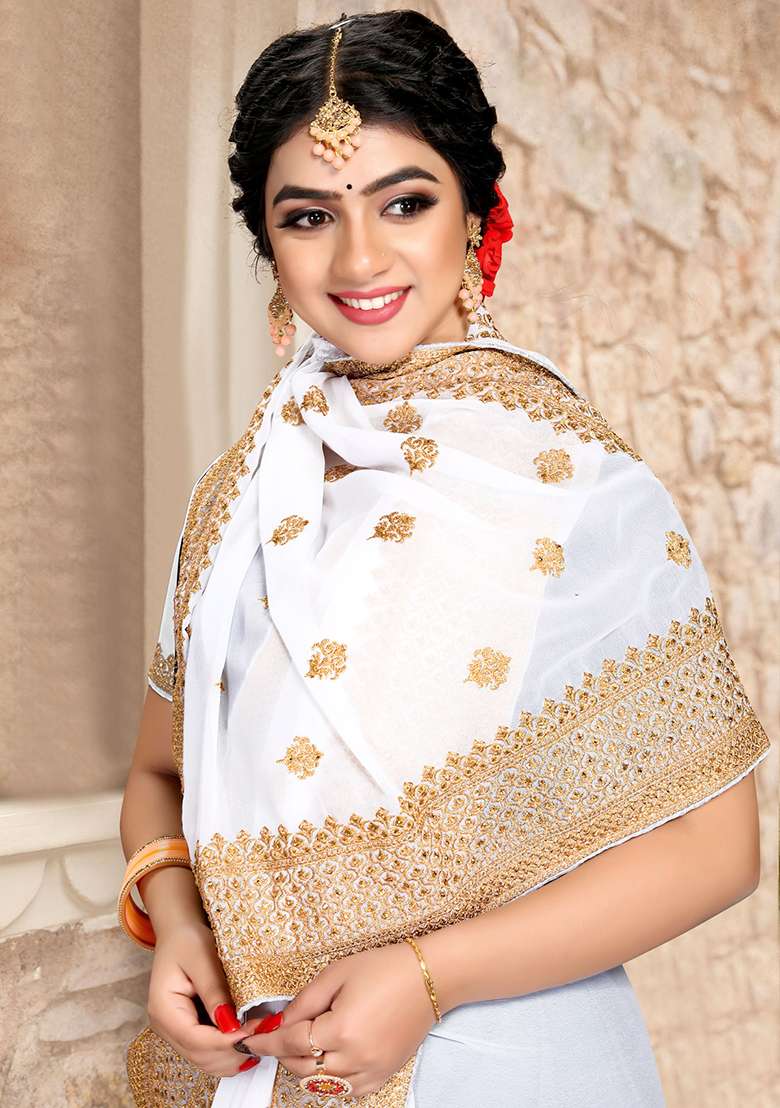 White Sequin Zari Embroidered Georgette Saree Set for Diwali and Festive Wear - Indya