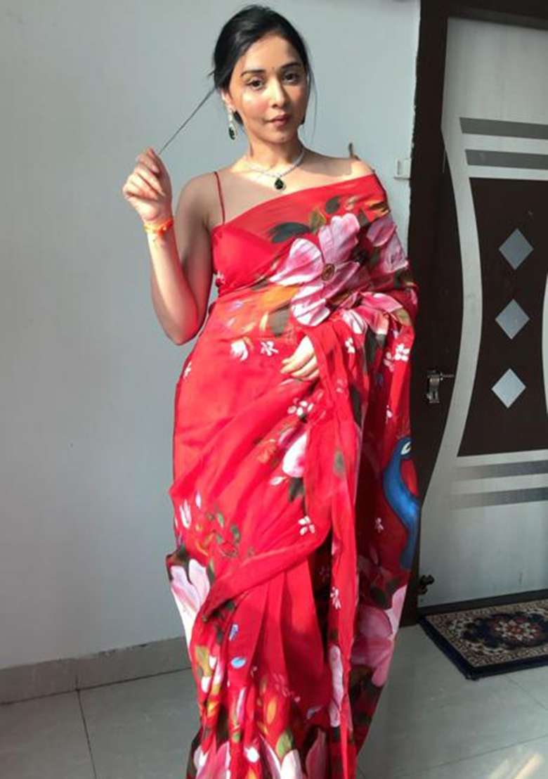 Red Embroidered Georgette Saree Set - Indya