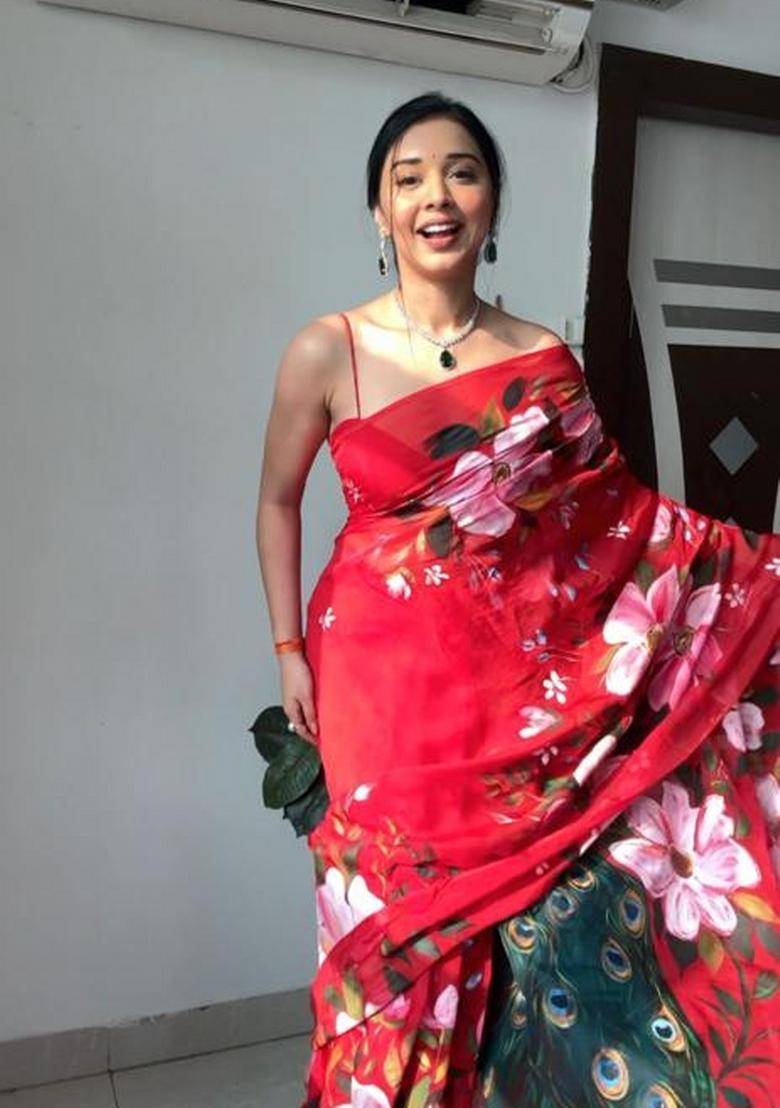 Red Embroidered Georgette Saree Set - Indya