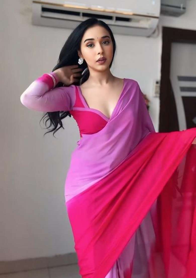 Ombre Pink Embroidered Georgette Saree Set - Indya