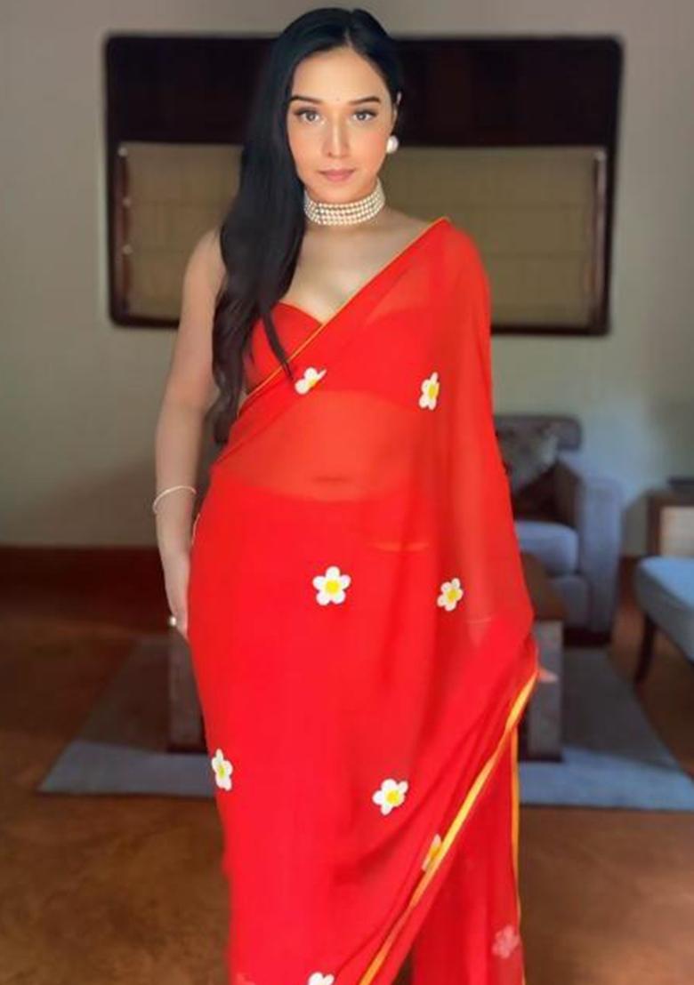 Red Embroidered Georgette Saree Set - Indya