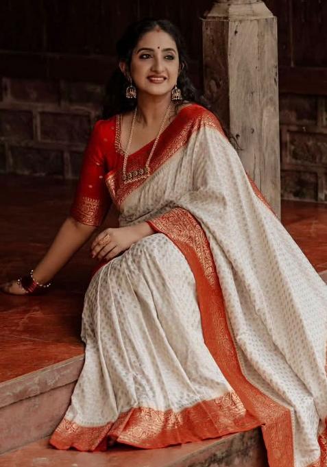 Off White Embroidery Silk Saree With Blouse