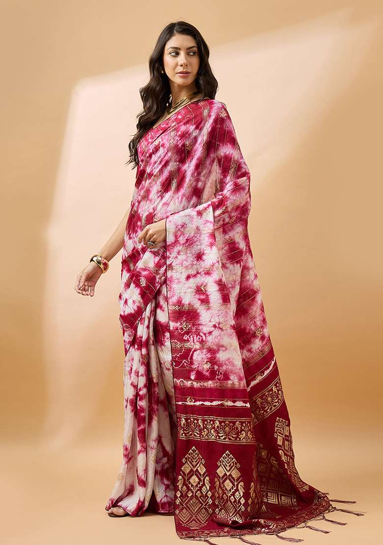 Red Blend Cotton Saree Set with Embroidered for Diwali | Wedding & Festive Wear - Indya