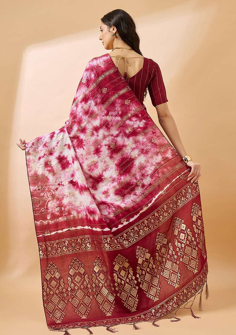 Red Blend Cotton Saree Set with Embroidered for Diwali | Wedding & Festive Wear - Indya