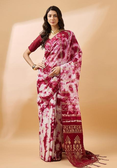 Red Embroidered Cotton Blend Saree Set
