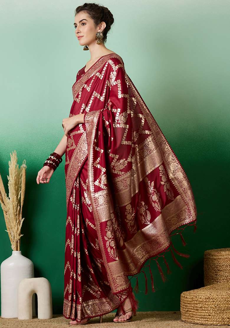 Maroon Embroidered Jacquard Saree Set - Indya