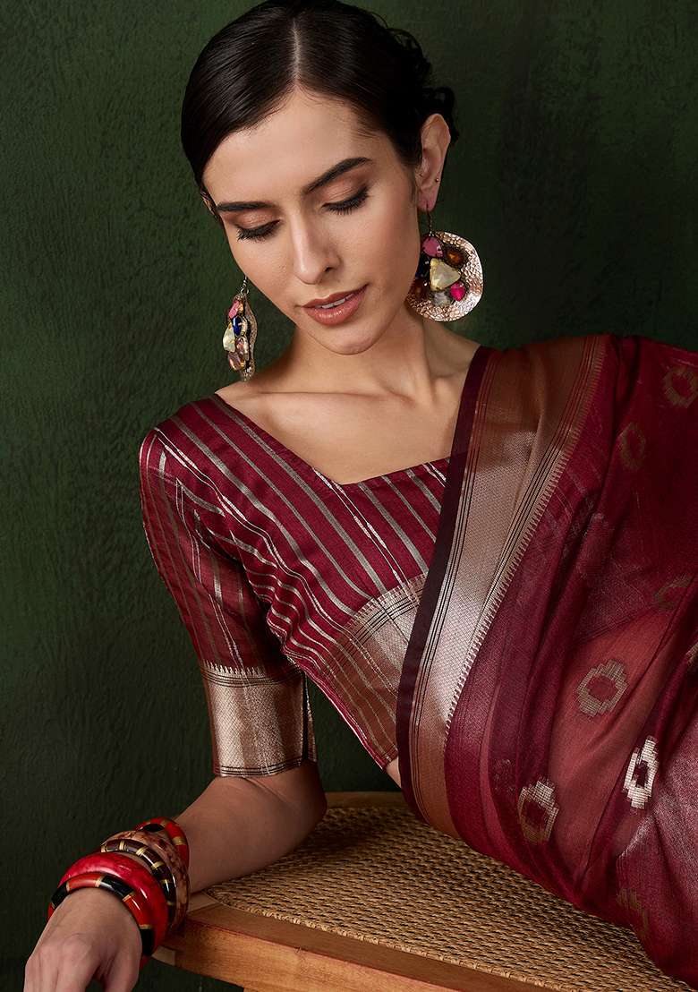 Maroon Oragnza Saree Set with Embroidered for Diwali | Wedding & Festive Wear - Indya
