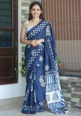 Blue Printed Blended Saree Set