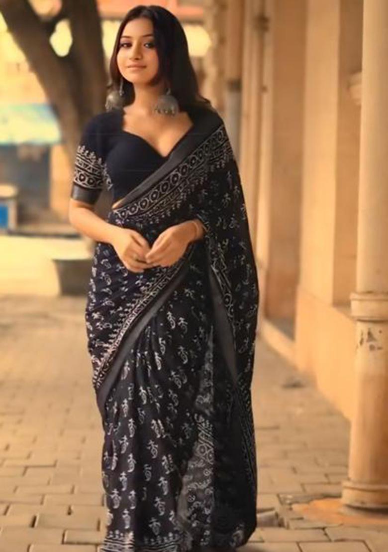Black Printed Blended Saree Set - Indya