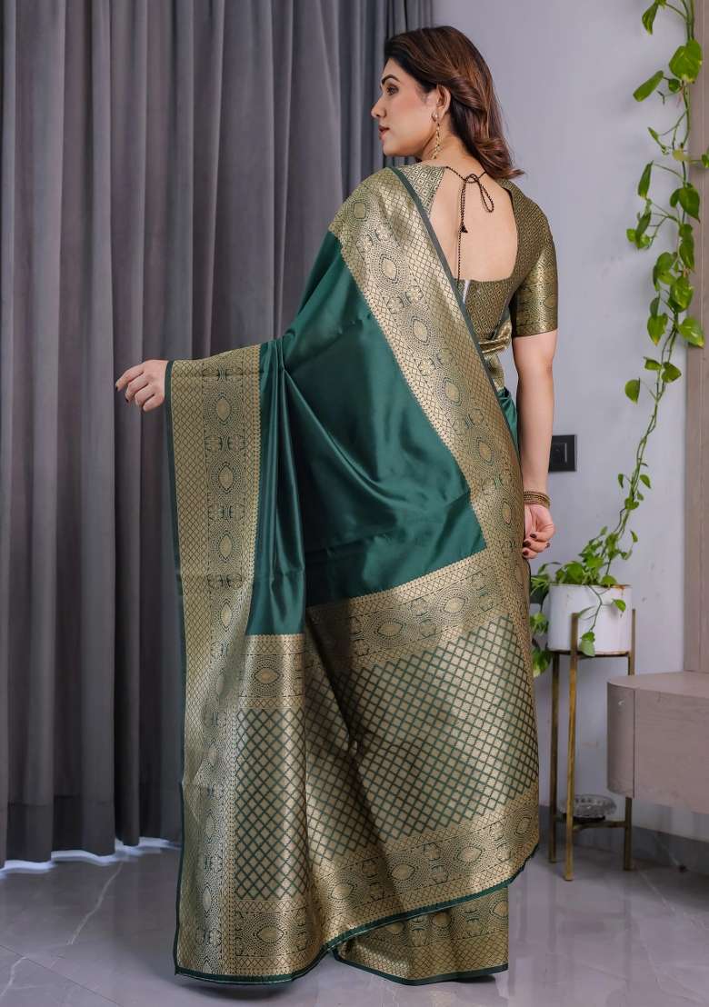 Green Embroidered Kanjivaram Silk Blend Saree Set - Indya