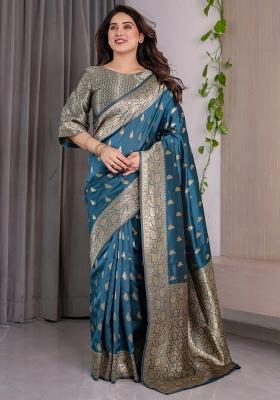 Blue Embroidered Kanjivaram Silk Saree Set