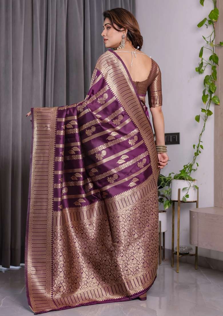 Purple Embroidered Kanjivaram Silk Blend Saree Set - Indya