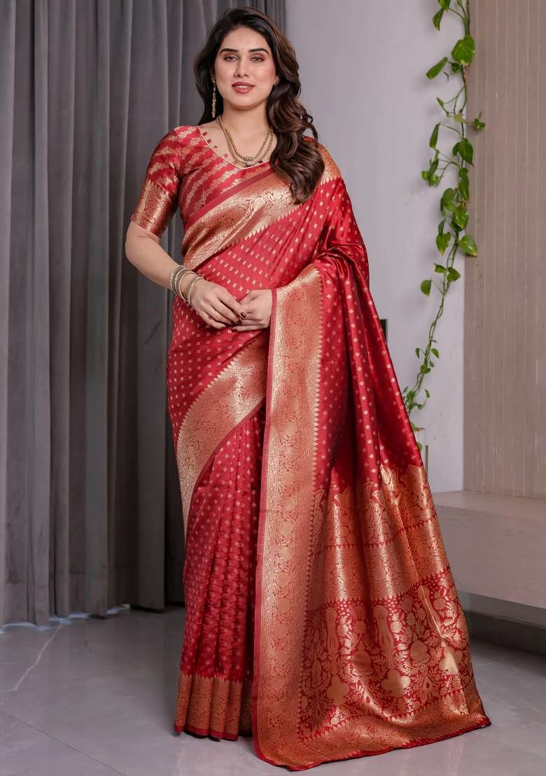 Red Embroidered Kanjivaram Silk Blend Saree Set - Indya