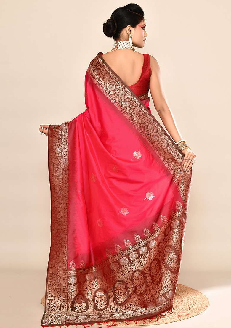 Rani Pink And Bottle Green Weaving Border Silk Blend Saree Set for Diwali | Wedding & Festive Wear - Indya