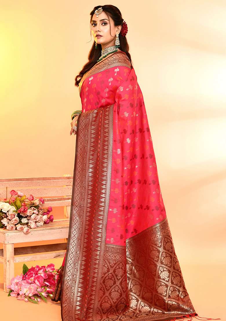 Rani Pink And Bottle Green Weaving Border Silk Blend Saree Set for Diwali | Wedding & Festive Wear - Indya