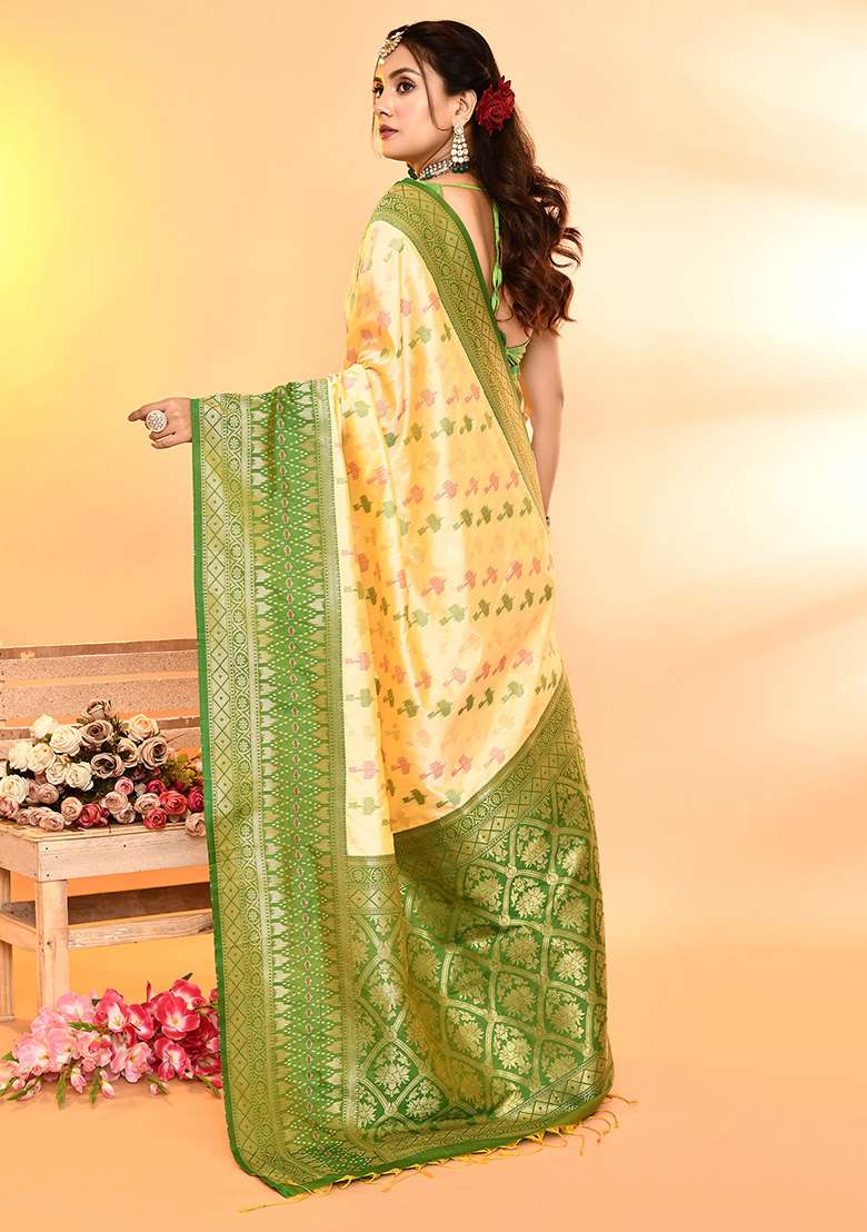 Light Yellow And Parrot Green Weaving Border Silk Blend Saree Set for Diwali and Festive Wear - Indya