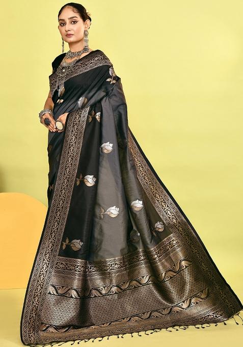 Grey And Black Weaving Border Silk Saree Set