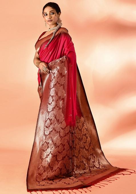 Rani Pink And Bottle Green Weaving Border Silk Saree Set