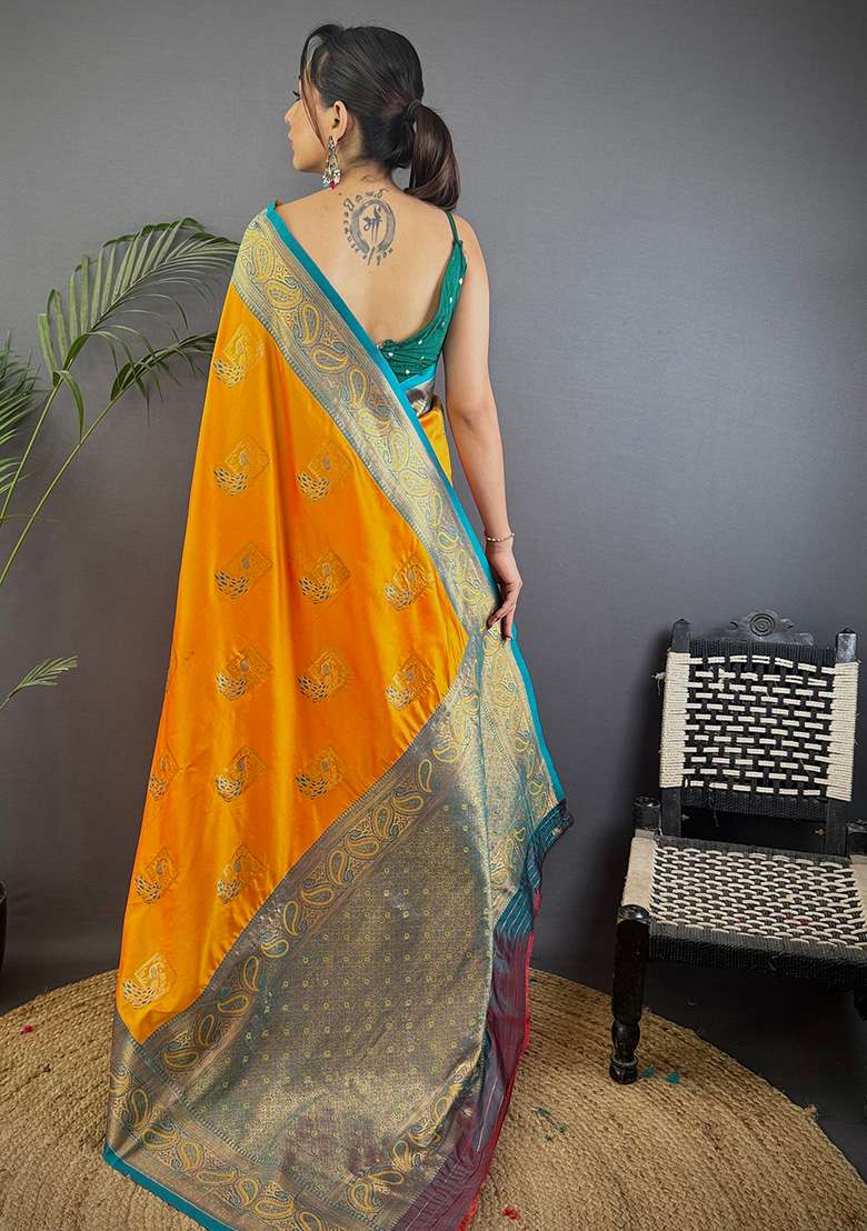 Grey Embroidered Silk Blend Saree Set for Diwali and Festive Wear - Indya