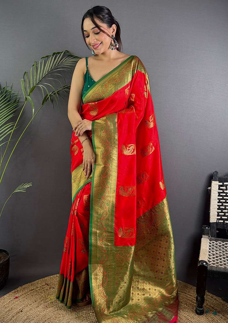 Green Embroidered Silk Blend Saree Set for Diwali and Festive Wear - Indya