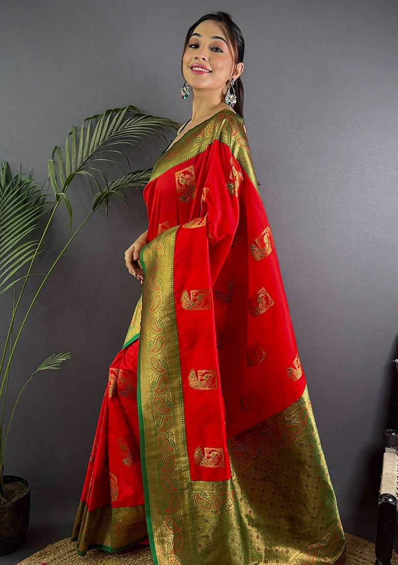 Green Embroidered Silk Blend Saree Set for Diwali and Festive Wear - Indya
