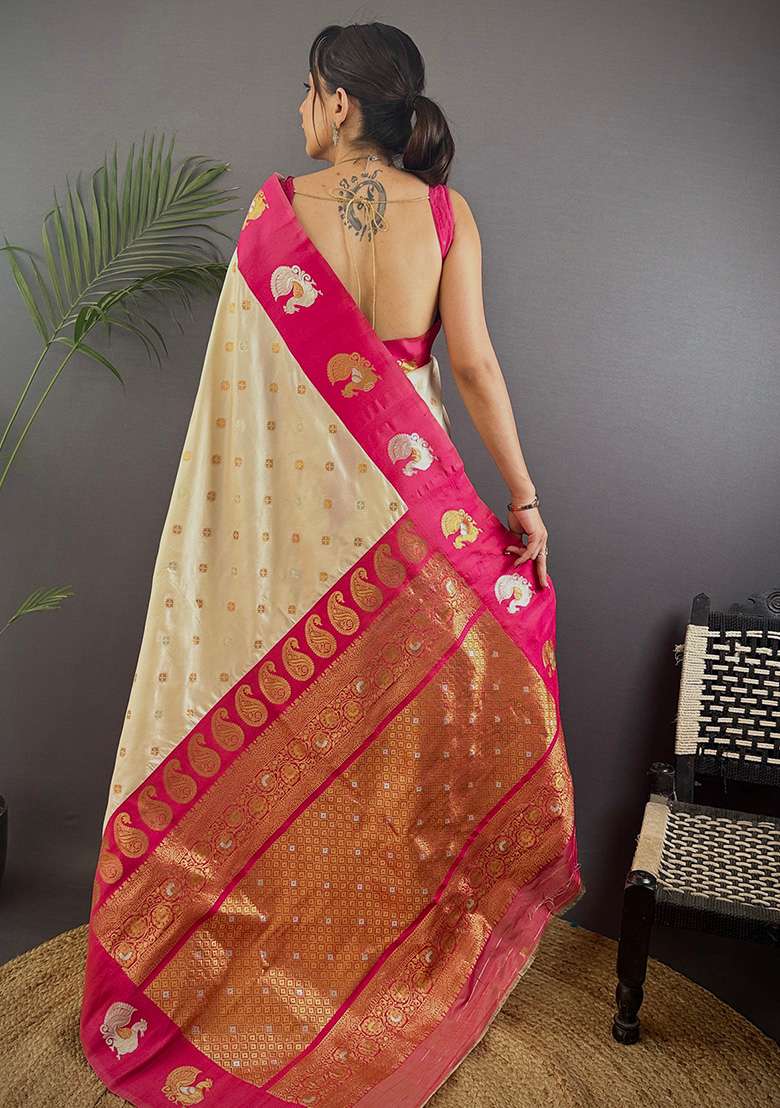 Pink Silk Blend Saree Set with Embroidered for Diwali | Wedding & Festive Wear - Indya