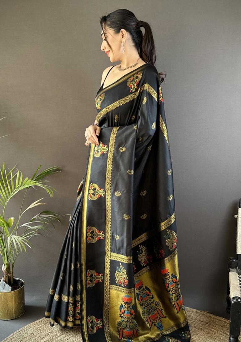 Black Weaving Border Silk Saree Set