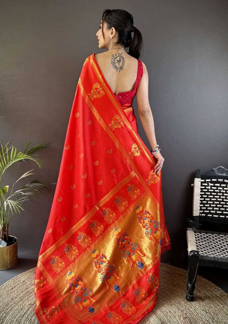 Red Weaving Border Silk Blend Saree Set for Diwali | Wedding & Festive Wear - Indya